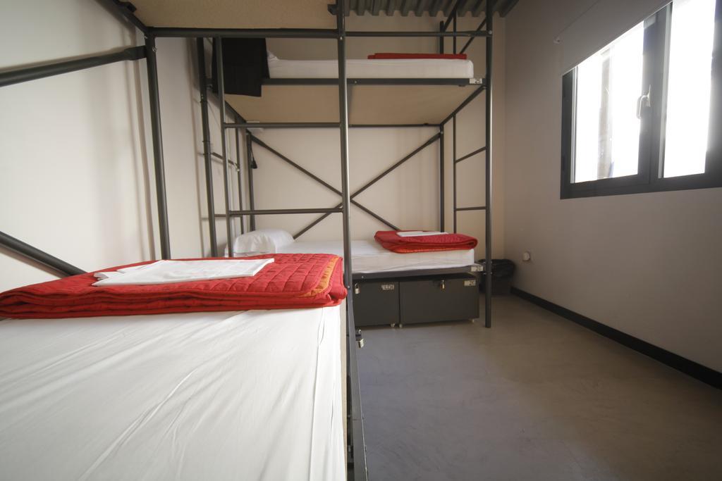 Traveller Box Hostel Sevilha Exterior foto